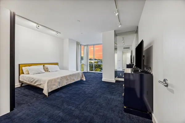 $6,500 | 901 West 9th Street, Unit 401A, Austin, TX 78703