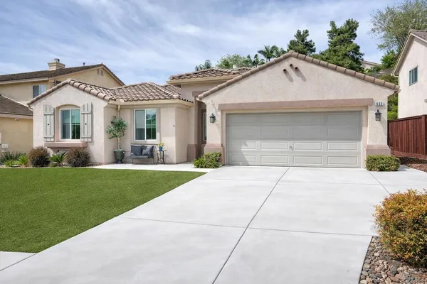 $1,100,000 | 931 Manteca Drive, Oceanside, CA 92057