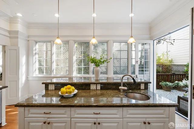 $3,900,000 | 1705 Gough Street, San Francisco, CA 94109