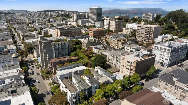 $3,900,000 | 1705 Gough Street, San Francisco, CA 94109