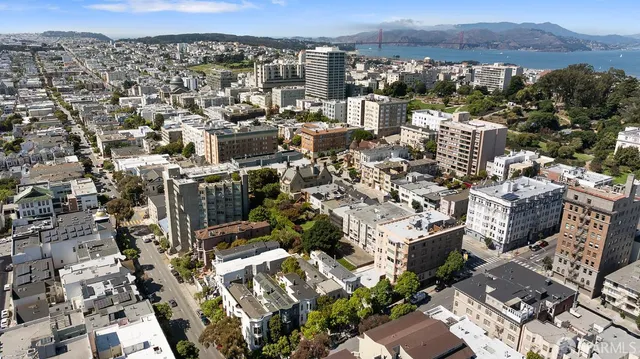 $3,900,000 | 1705 Gough Street, San Francisco, CA 94109