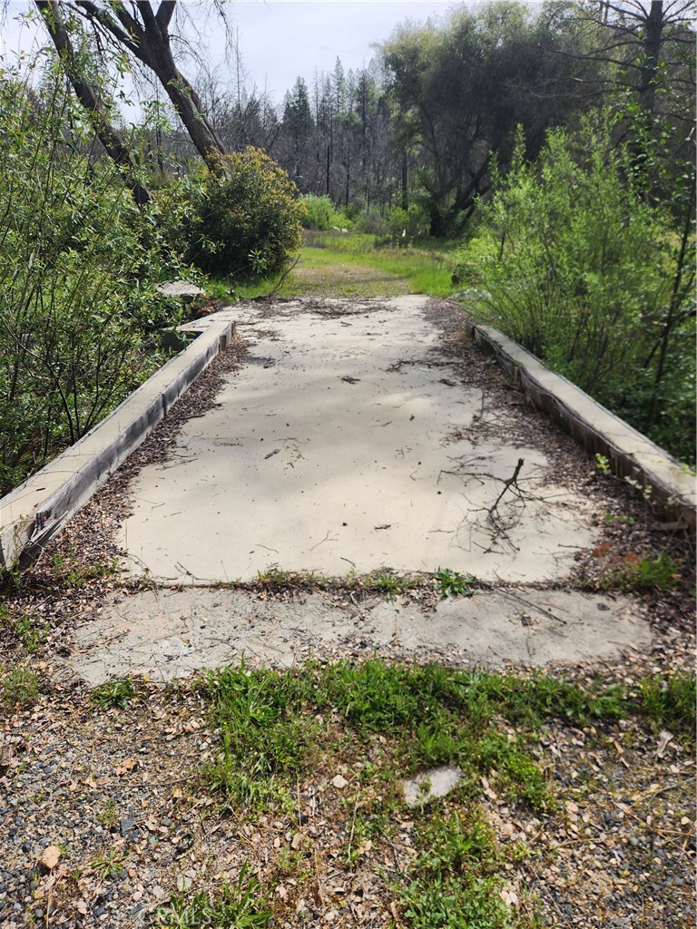 1977 Big Ridge Road Berry Creek, CA 95916 - Photo 11 of 14