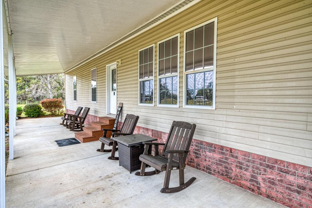 332 Northeast Forsythia Way Pinetta, FL 32350 - Photo 3 of 51