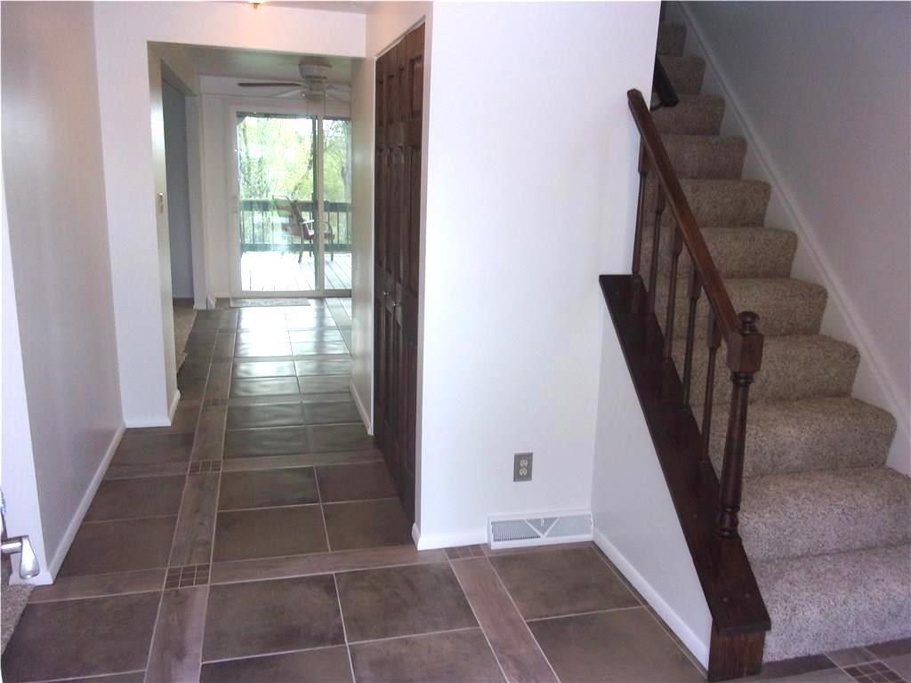 2690 Farm Spur Road Irwin, PA 15642 - Photo 9 of 19 Gallery Image 9