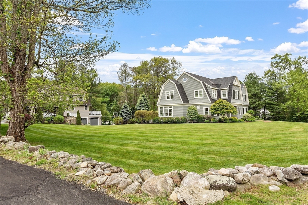 2 Eastman Road Andover, MA 01810 - Photo 5 of 42 Gallery Image 5