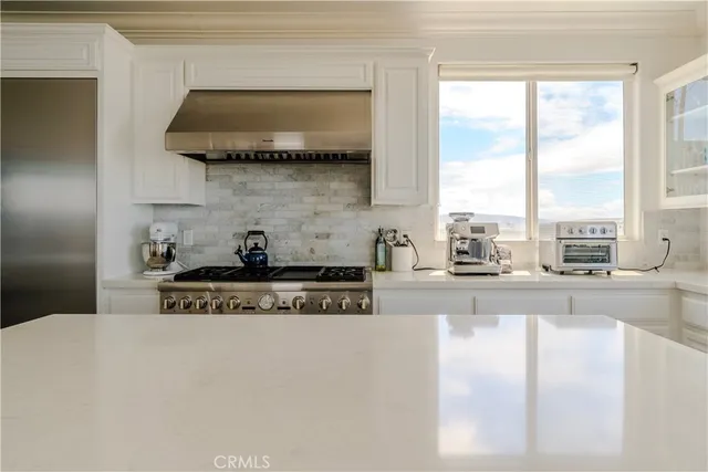 $22,000 | 300 19th Street, Manhattan Beach, CA 90266