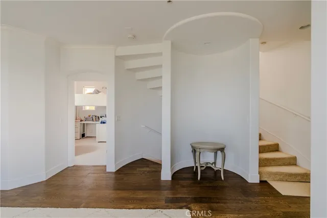 $22,000 | 300 19th Street, Manhattan Beach, CA 90266