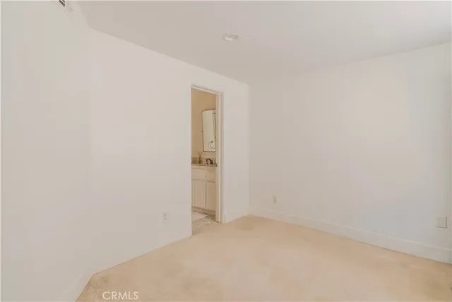 $22,000 | 300 19th Street, Manhattan Beach, CA 90266