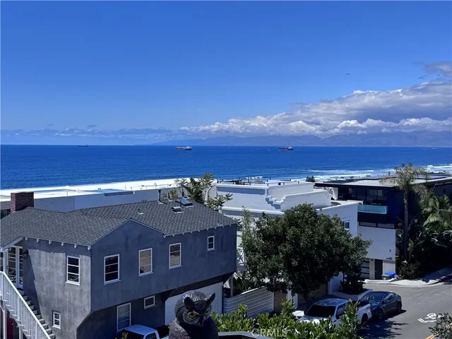 $22,000 | 300 19th Street, Manhattan Beach, CA 90266