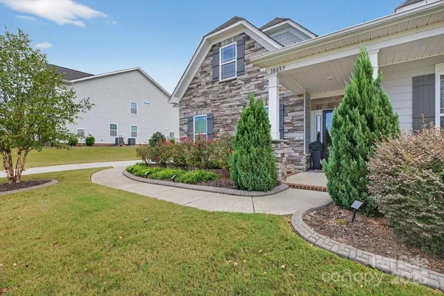 $650,000 | 10857 Parkhall Drive, Harrisburg, NC 28075