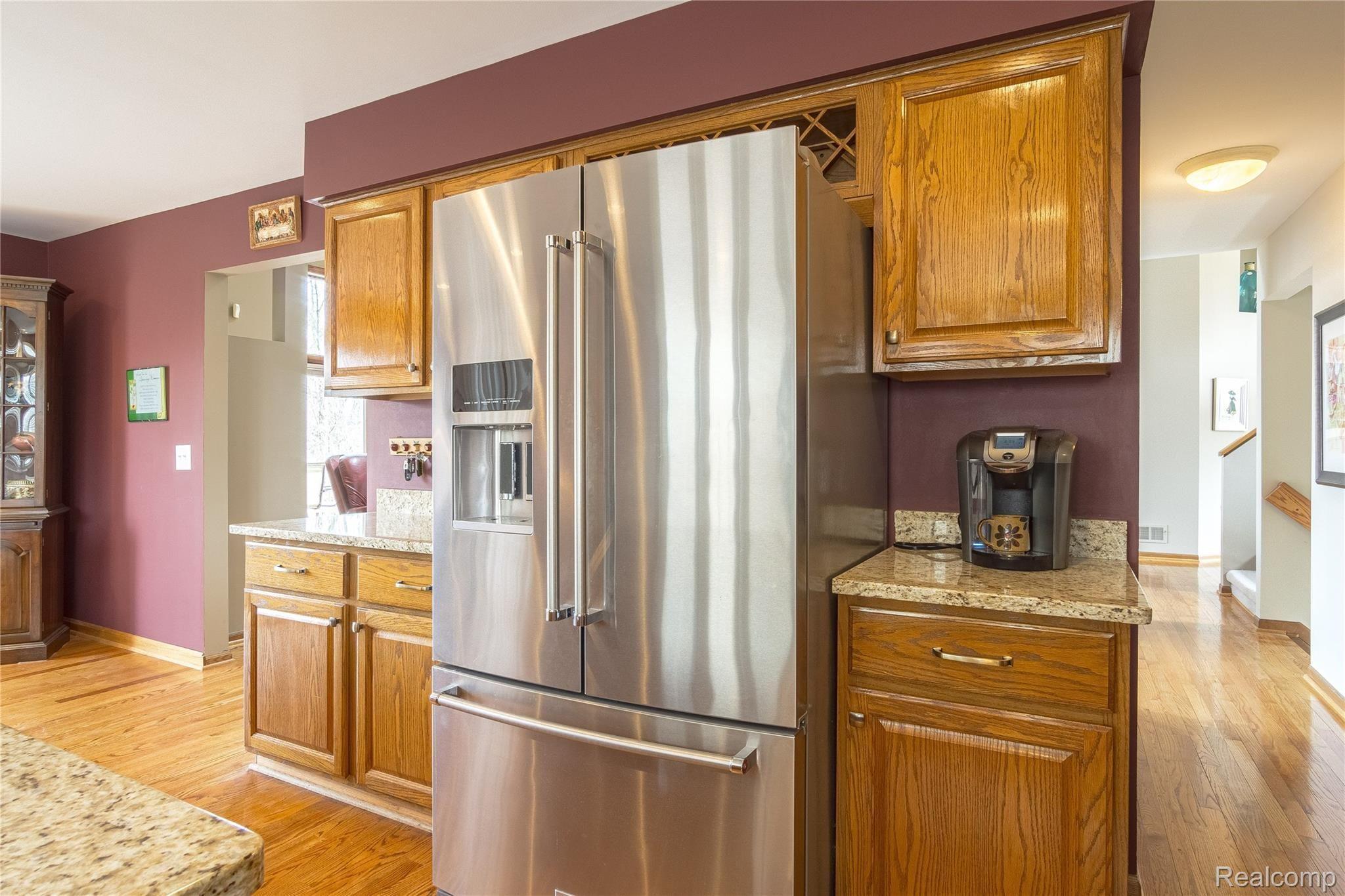 1384 Bembridge Drive Rochester, MI 48307 - Photo 24 of 61 Interiors (23 of 50).jpg