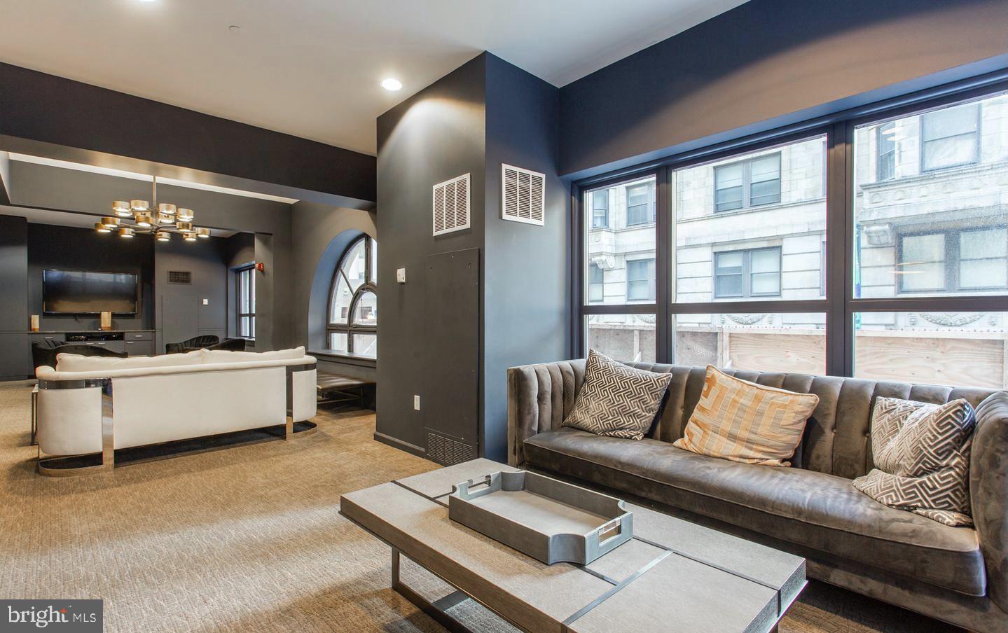 1425 Locust Street, Unit 28A Philadelphia, PA 19102 - Photo 30 of 36