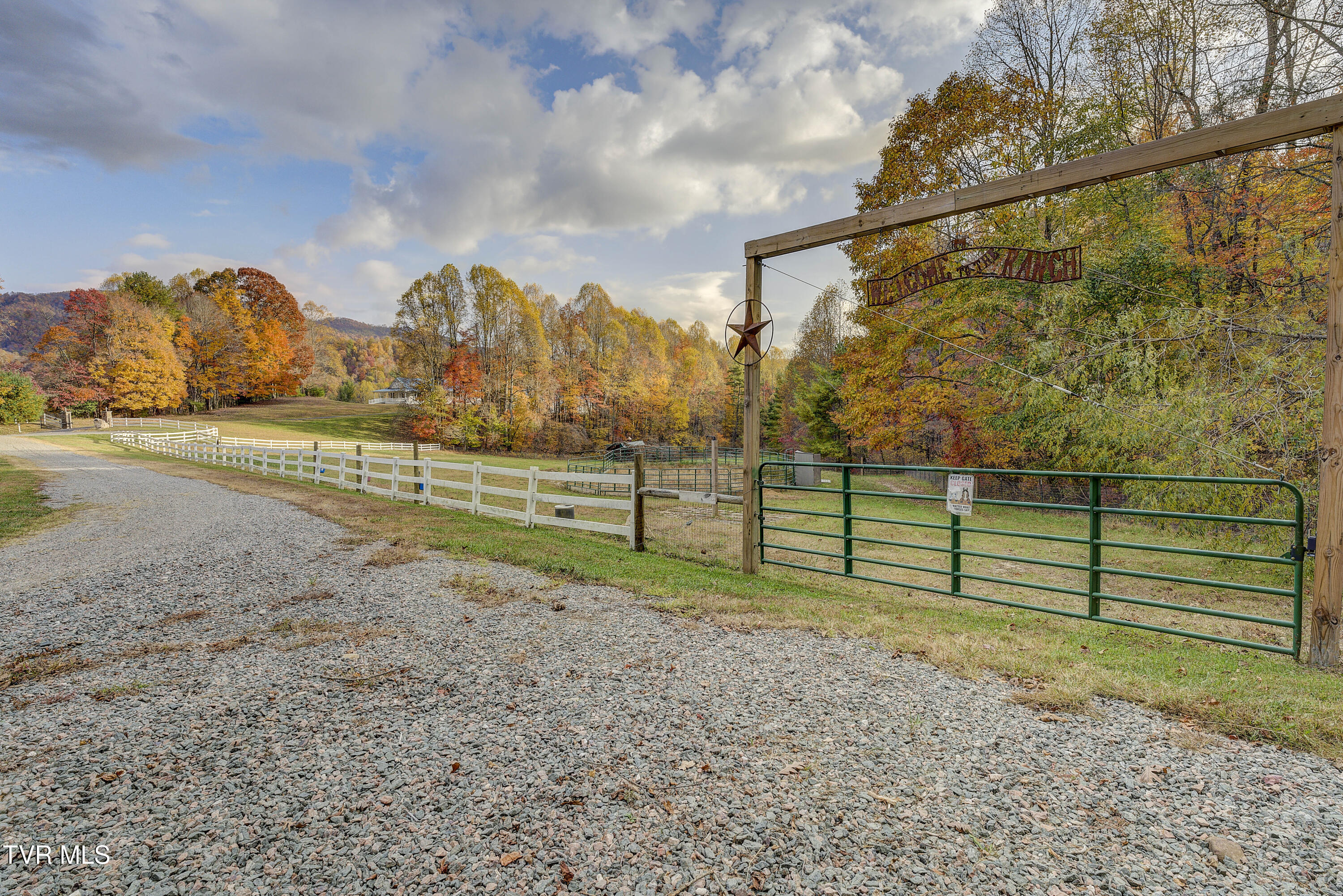 1008 Holly Meadow Road Mountain City, TN 37683 - Photo 117 of 121 HollyMeadow-79