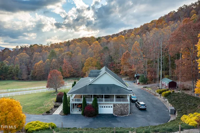 $1,750,000 | 1008 Holly Meadow Road, Mountain City, TN 37683