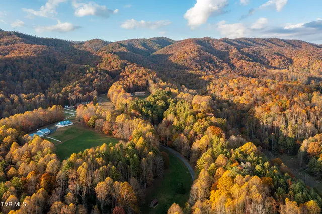 $1,750,000 | 1008 Holly Meadow Road, Mountain City, TN 37683