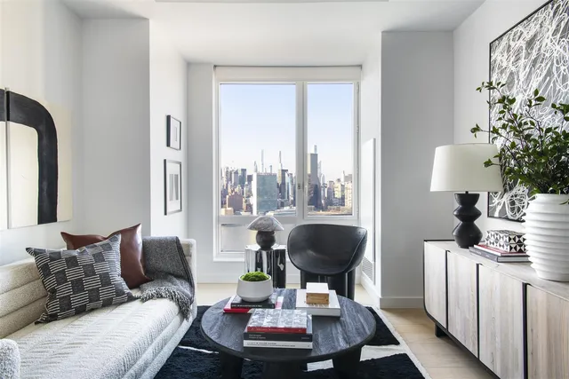 $4,095 | 56-27 2nd Street, Unit 508 | Long Island City