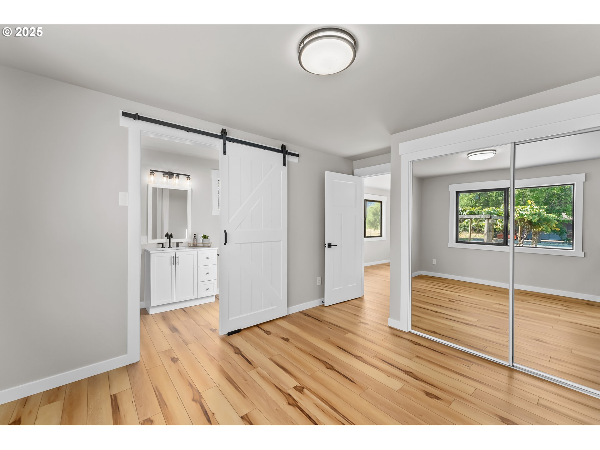 710 Cleveland Rapids Road Roseburg, OR 97471 - Photo 34 of 48 Kitchen