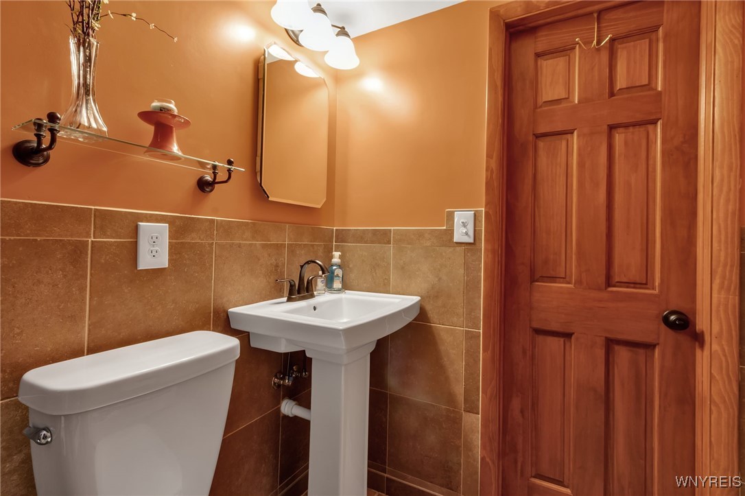 76 Harvey Drive Lancaster, NY 14086 - Photo 22 of 50