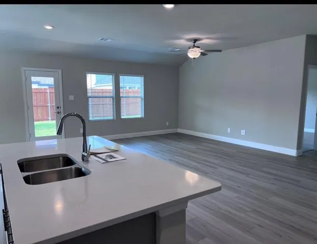 $2,300 | 601 Huntley Drive, McKinney, TX 75071