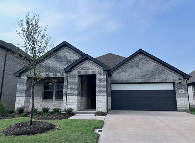 $2,300 | 601 Huntley Drive, McKinney, TX 75071