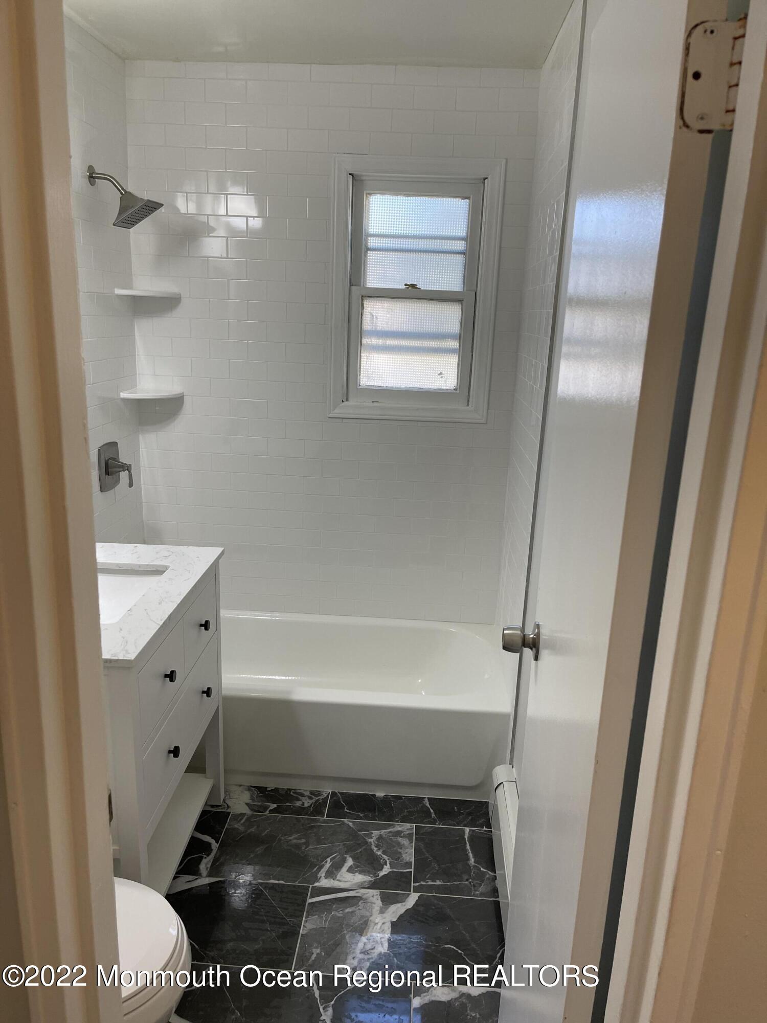 440 Cross Road, Unit C4 Matawan, NJ 07747 - Photo 18 of 24 Bathroom