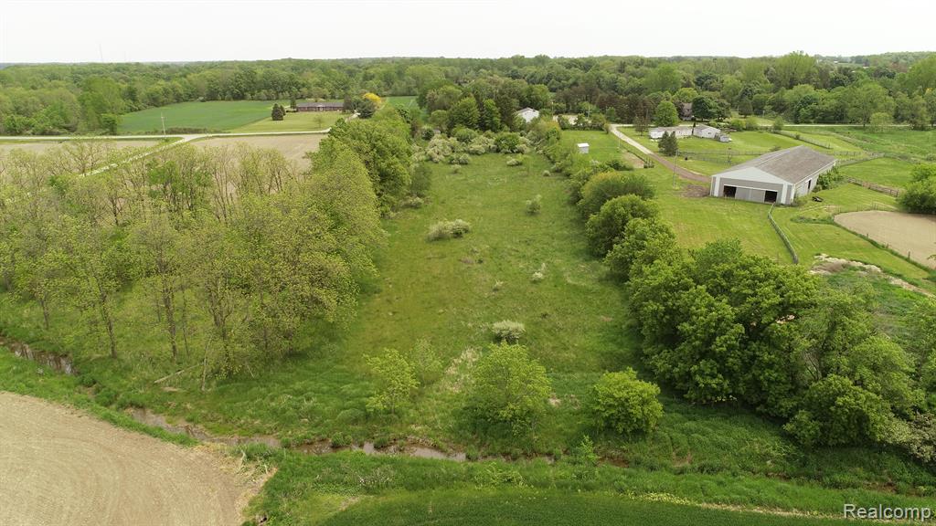 10774 South Francis Road Dewitt, MI 48820 - Photo 2 of 11