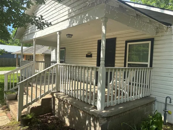 $89,000 | 1104 15th Street Southeast, Paris, TX 75460