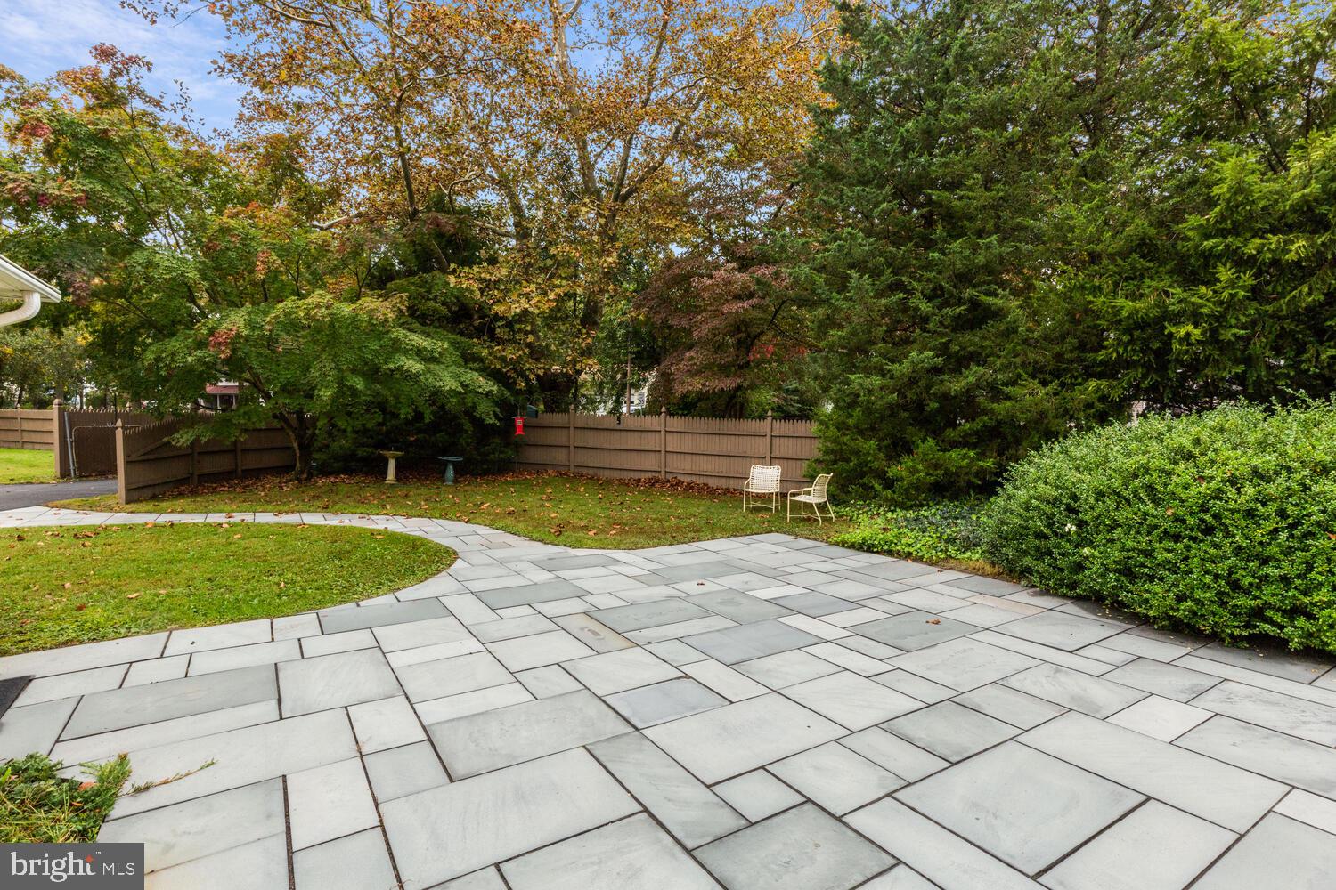 3 South Mill Road Princeton Junction, NJ 08550 - Photo 4 of 42 BLUE STONE PATIO AND WALKWAYS