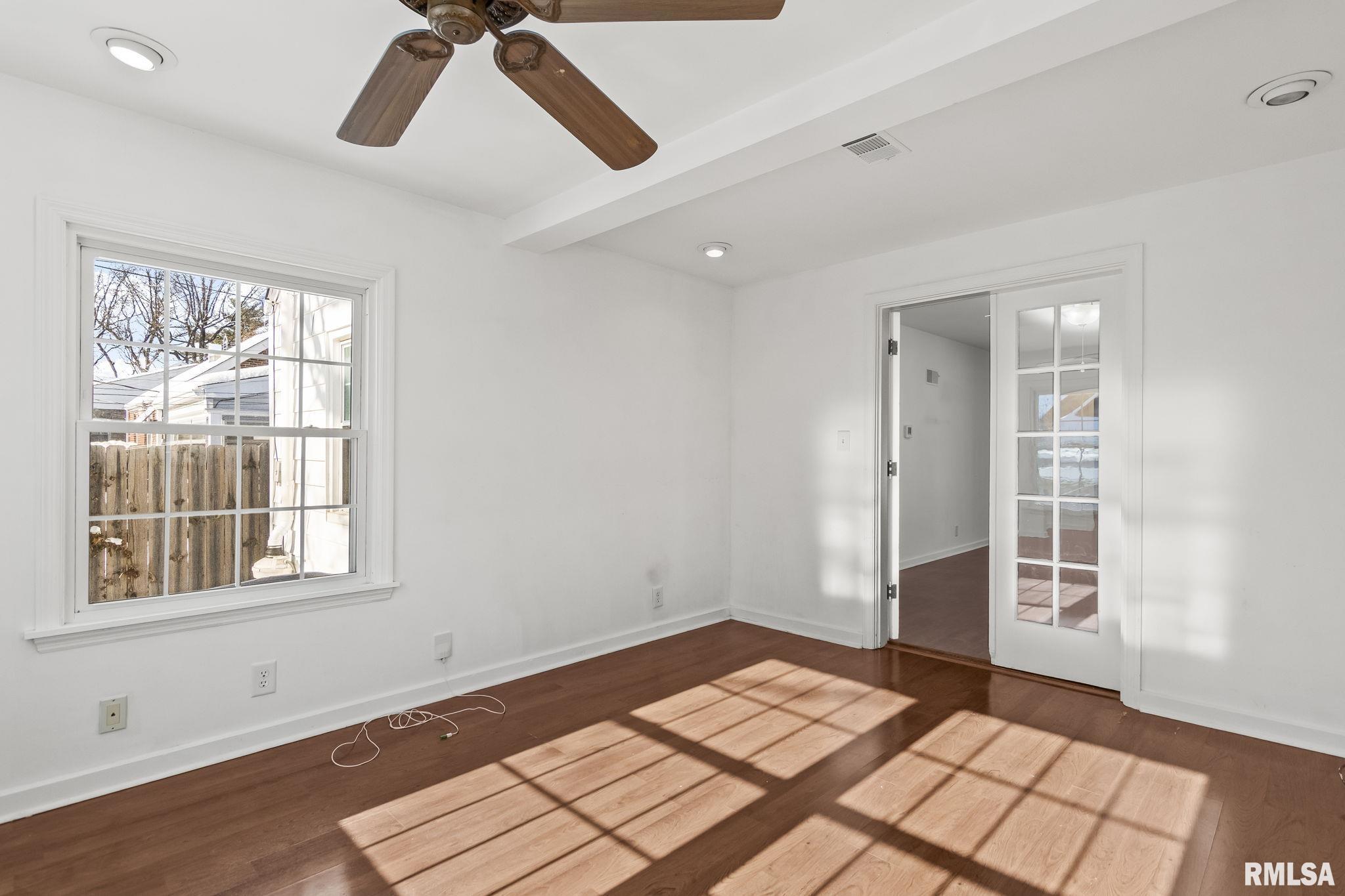 1532 West Edwards Street Springfield, IL 62704 - Photo 12 of 35