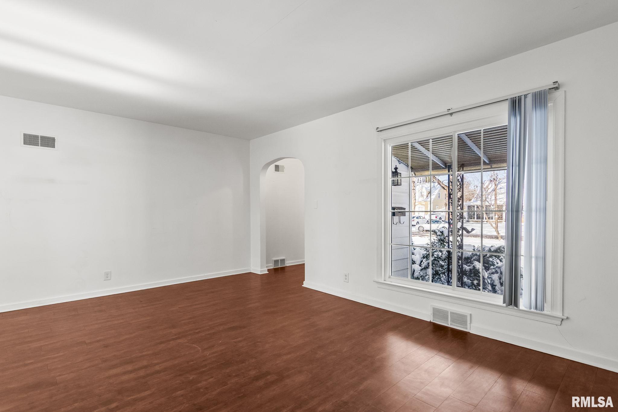 1532 West Edwards Street Springfield, IL 62704 - Photo 3 of 35