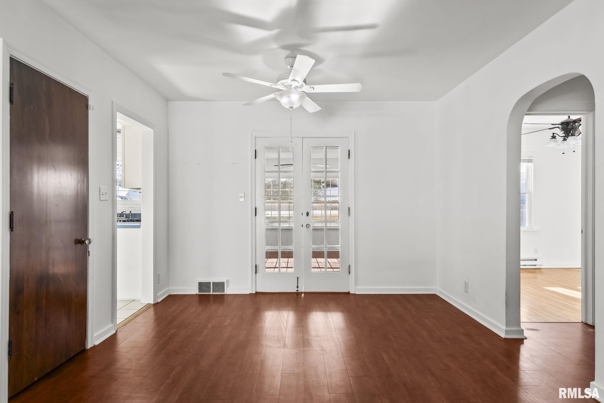 1532 West Edwards Street Springfield, IL 62704 - Photo 5 of 35