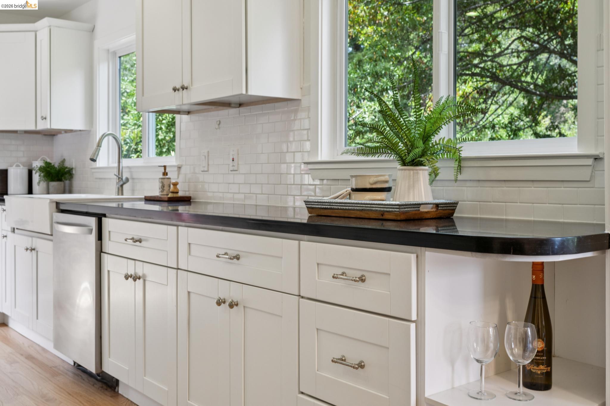 15 Edgecroft Road Kensington, CA 94707 - Photo 18 of 53 Gallery Image 18