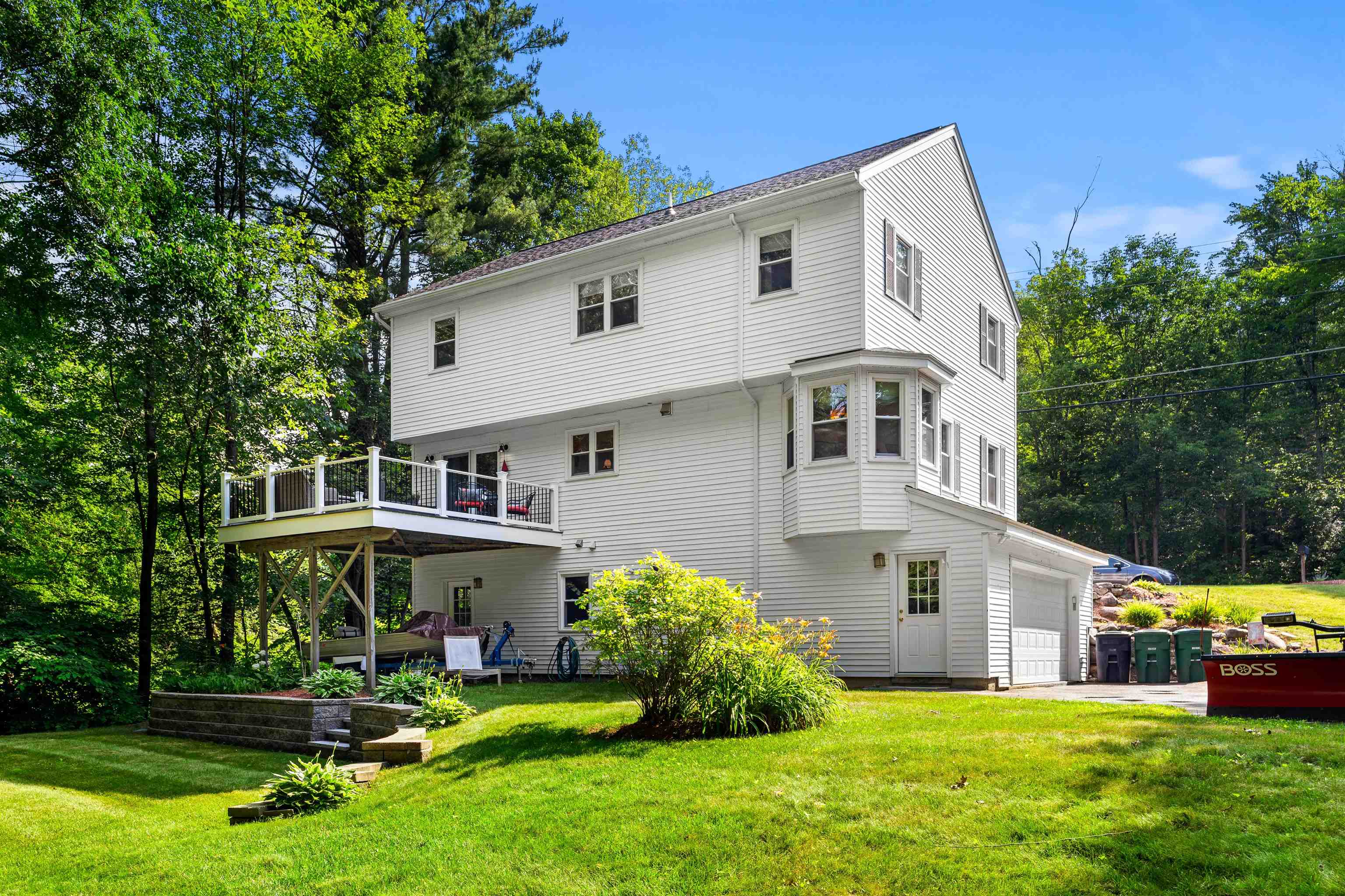 57 Mid. Dunstable Road Nashua, NH 03062 - Photo 44 of 52
