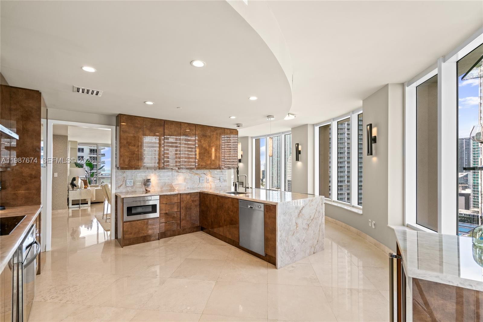 901 Brickell Key Boulevard, Unit 2804 Miami, FL 33131 - Photo 91 of 95