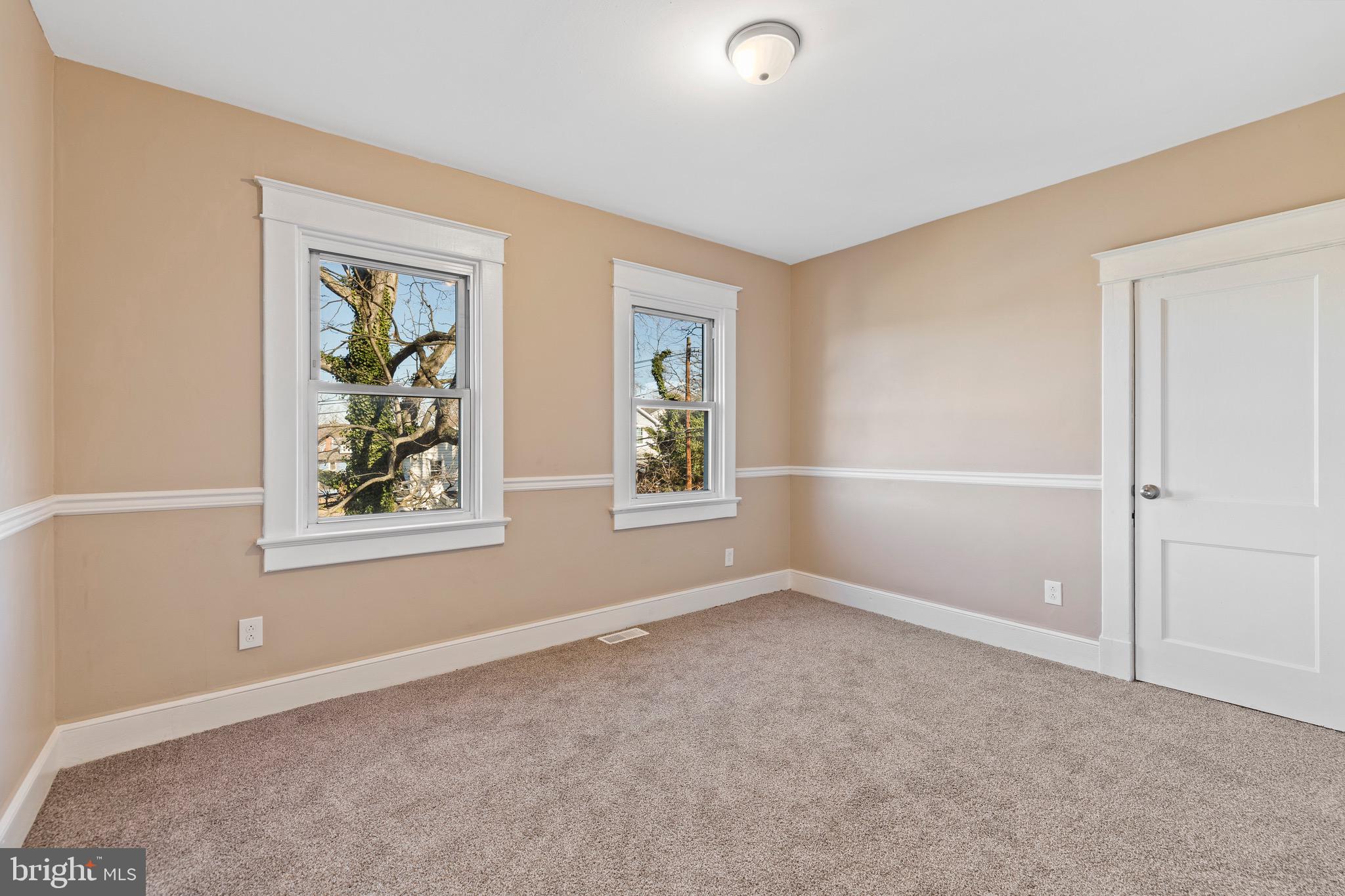 3214 Berkshire Road Baltimore, MD 21214 - Photo 28 of 33 3rd bedroom