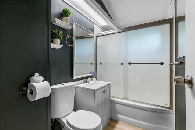 $229,000 | 5708 North Woodland Avenue, Kansas City, MO 64118