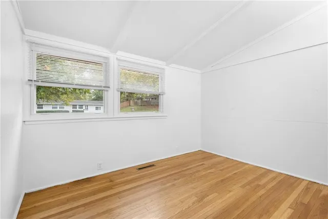 $229,000 | 5708 North Woodland Avenue, Kansas City, MO 64118