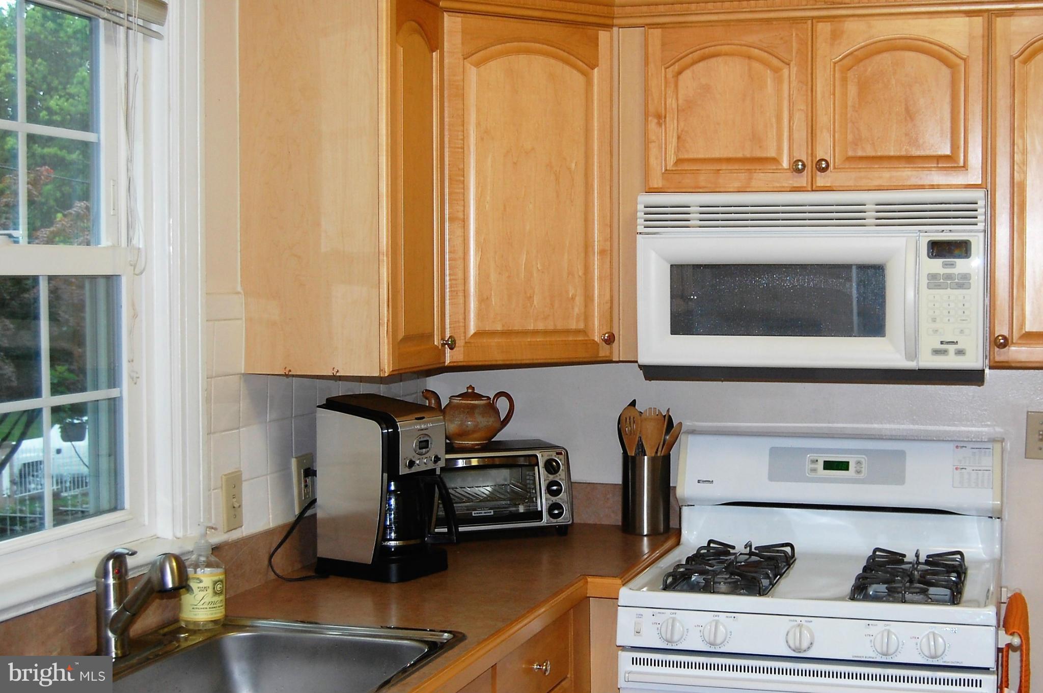 718 Tanley Road Silver Spring, MD 20904 - Photo 17 of 23 Kitchen