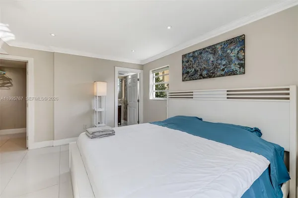$2,400 | 618 Euclid Avenue, Unit 204, Miami Beach, FL 33139