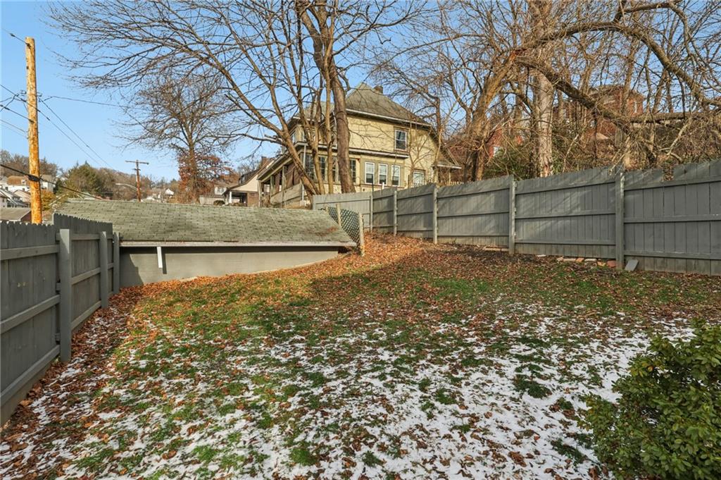 440 East Pearl Street Butler, PA 16001 - Photo 46 of 47 Fenced back yard