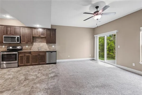 $279,900 | 3856 Northwest 94th Street, Kansas City, MO 64154
