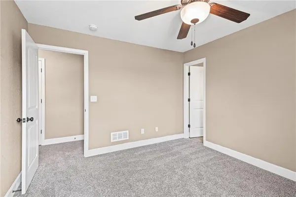 $279,900 | 3856 Northwest 94th Street, Kansas City, MO 64154