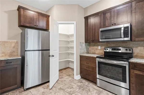 $279,900 | 3856 Northwest 94th Street, Kansas City, MO 64154