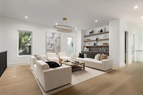 $2,395,000 | 7119 Coronado Avenue, Dallas, TX 75214