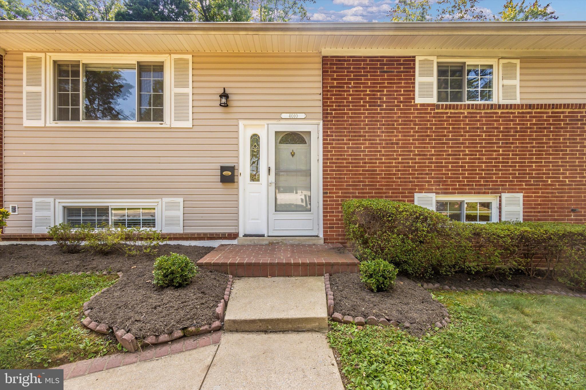4010 Blackpool Road Rockville, MD 20853 - Photo 2 of 51 Gallery Image 2