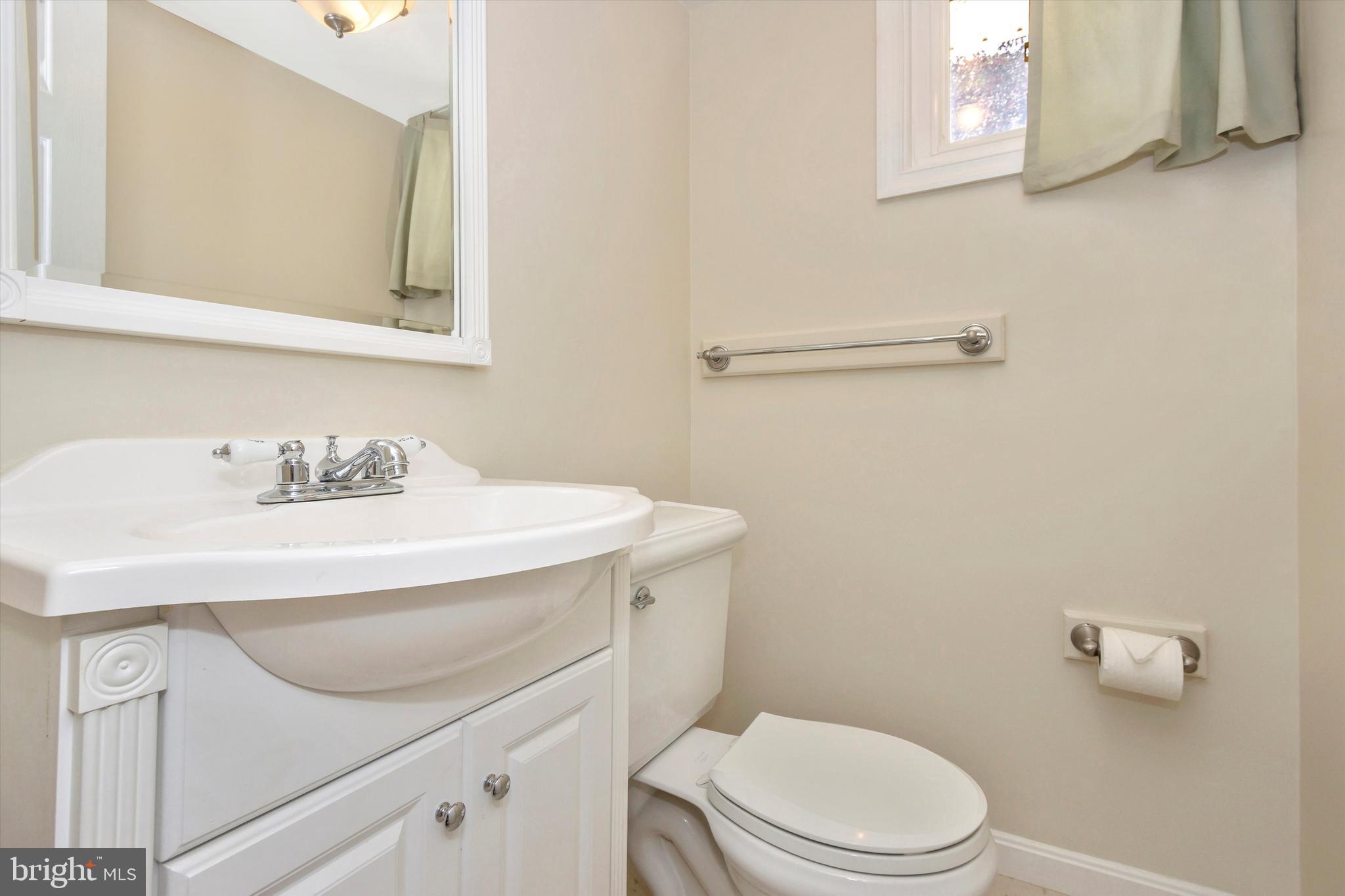 4010 Blackpool Road Rockville, MD 20853 - Photo 6 of 51 Gallery Image 6