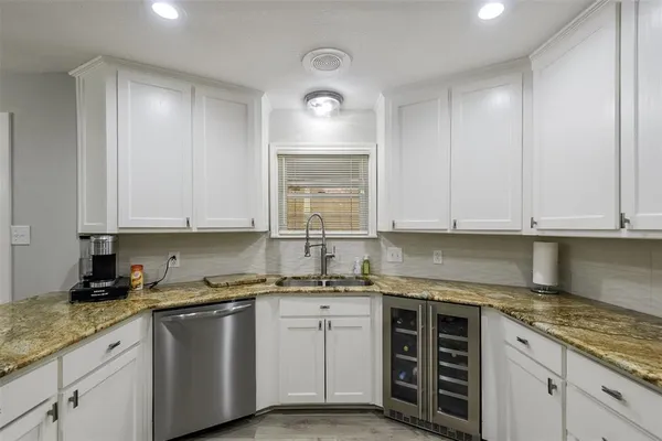 $3,500 | 3719 Danbury Drive, Arlington, TX 76016