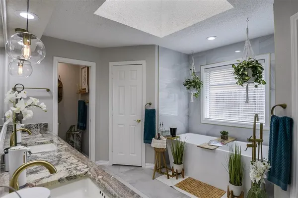 $3,500 | 3719 Danbury Drive, Arlington, TX 76016