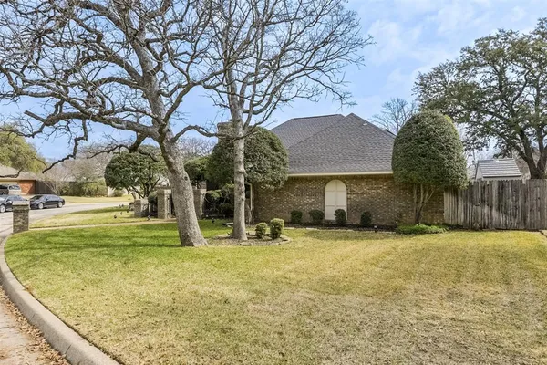 $3,500 | 3719 Danbury Drive, Arlington, TX 76016