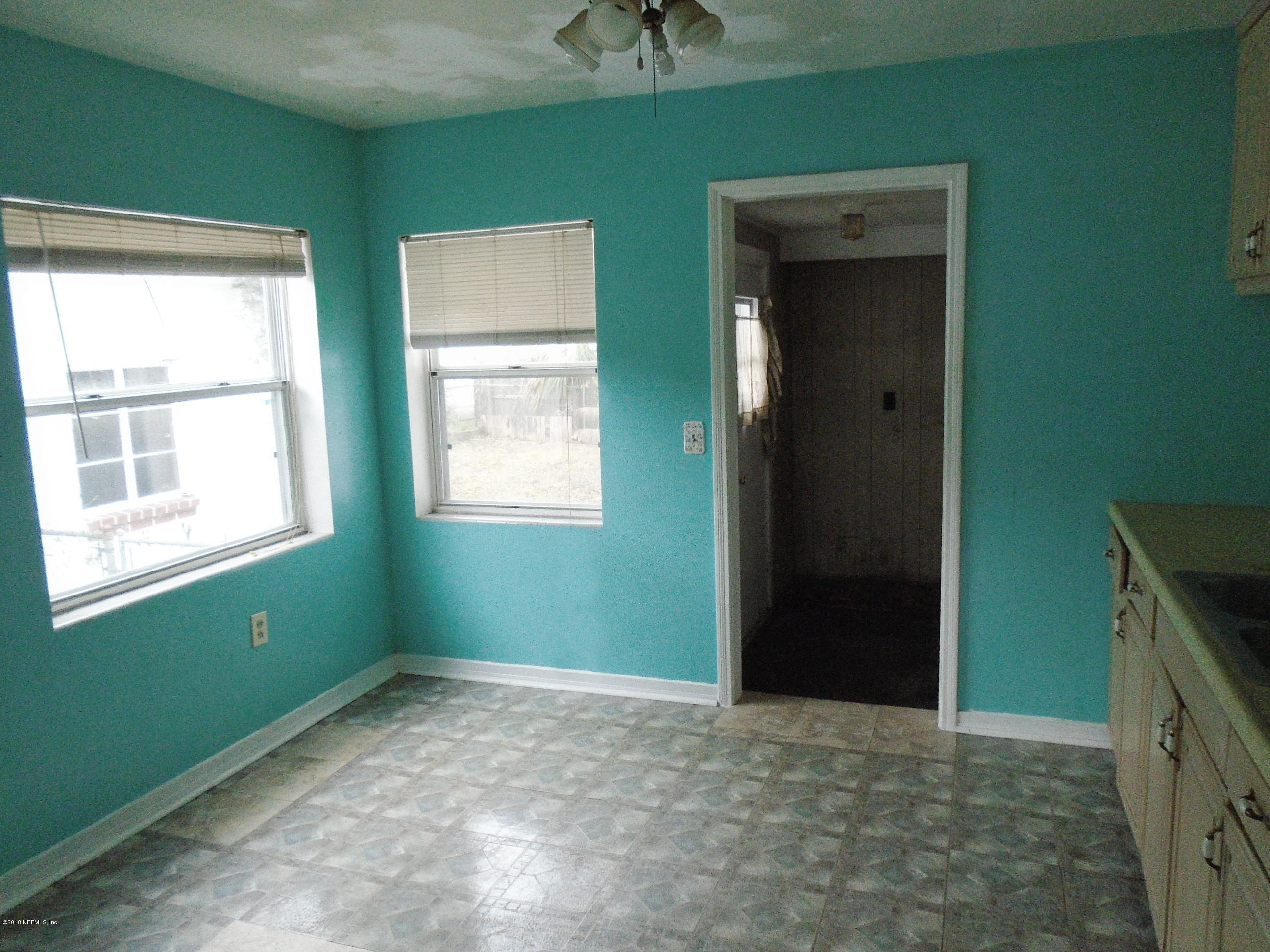 2234 Urban Road Jacksonville, FL 32210 - Photo 4 of 13 DSC07667